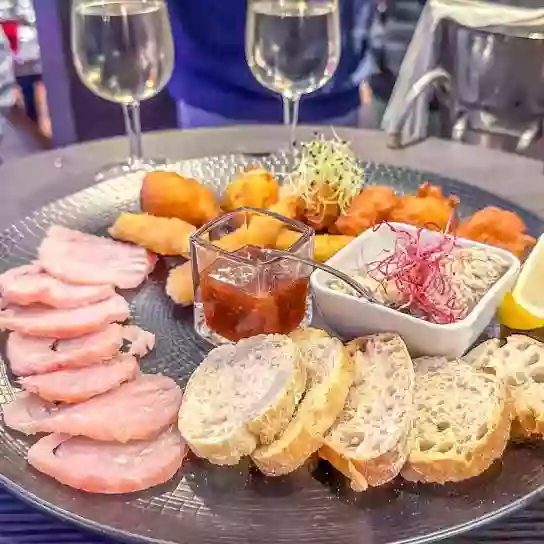 Bar à Huîtres - La Langoust'in - Saint-Jean-de-Monts - Restaurant poisson Saint Jean de Monts